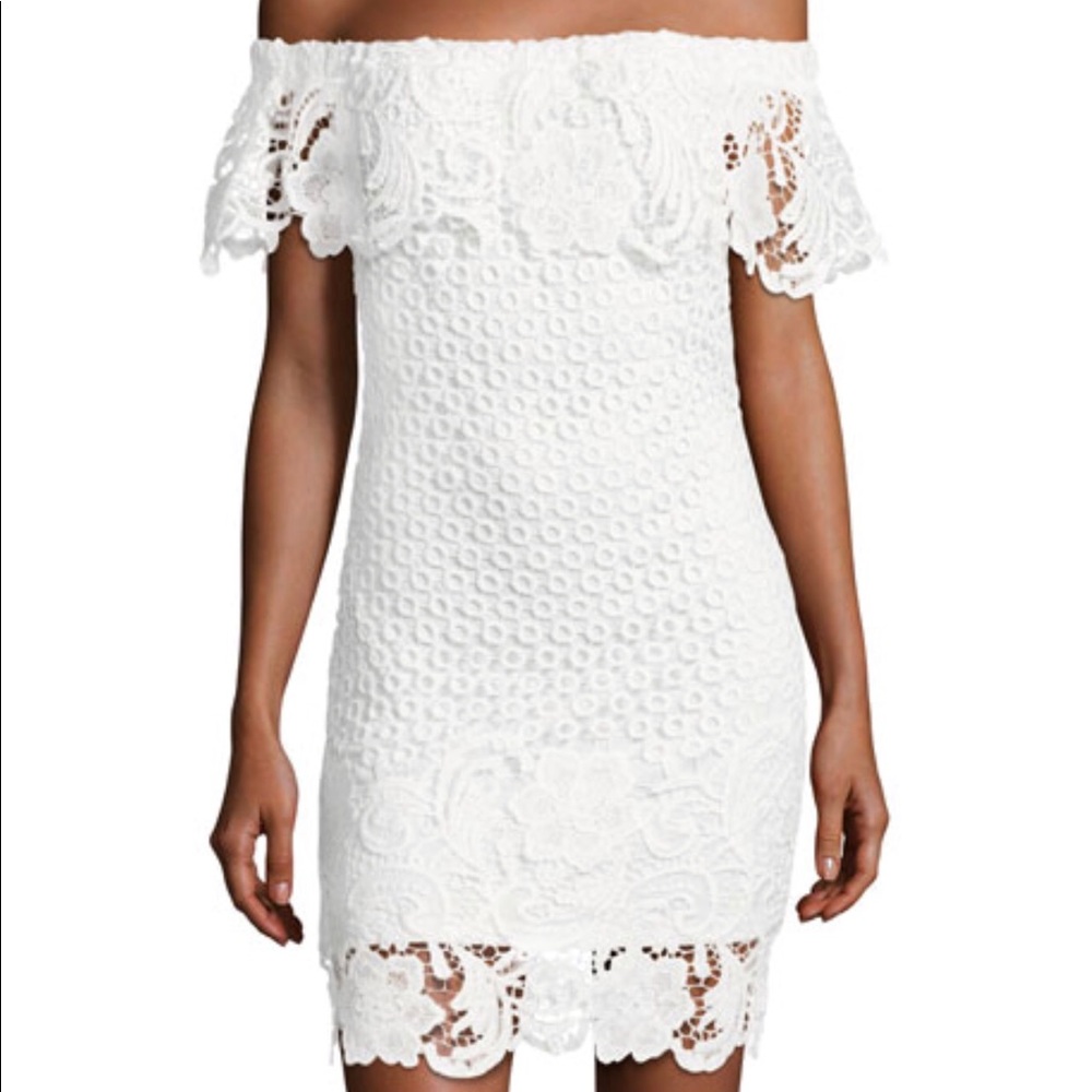 Romeo & Juliet lace dress